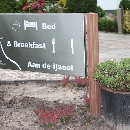 Bed & Breakfast 'Aan De Ijssel' Zwolle  Exterior photo