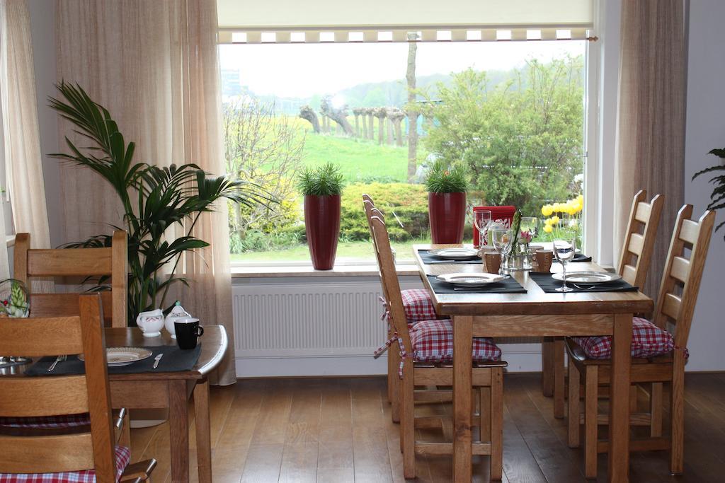 Bed & Breakfast 'Aan De Ijssel' Zwolle  Exterior photo